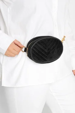M&Co Yours Yours Black Chain Strap Camera Bag>Women Bags