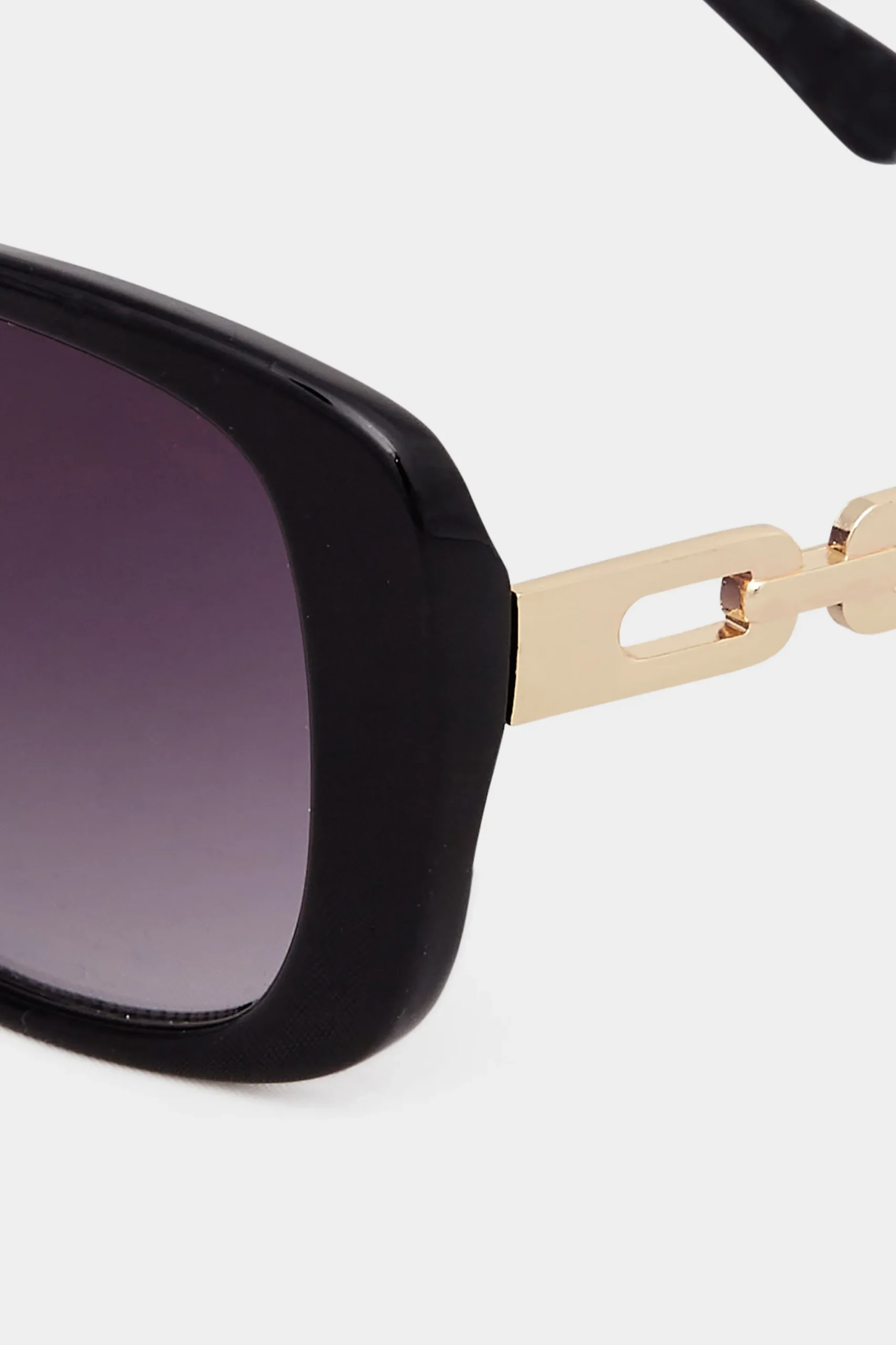 M&Co Yours Yours Black Chunky Chain Arm Sunglasses>Women Sunglasses