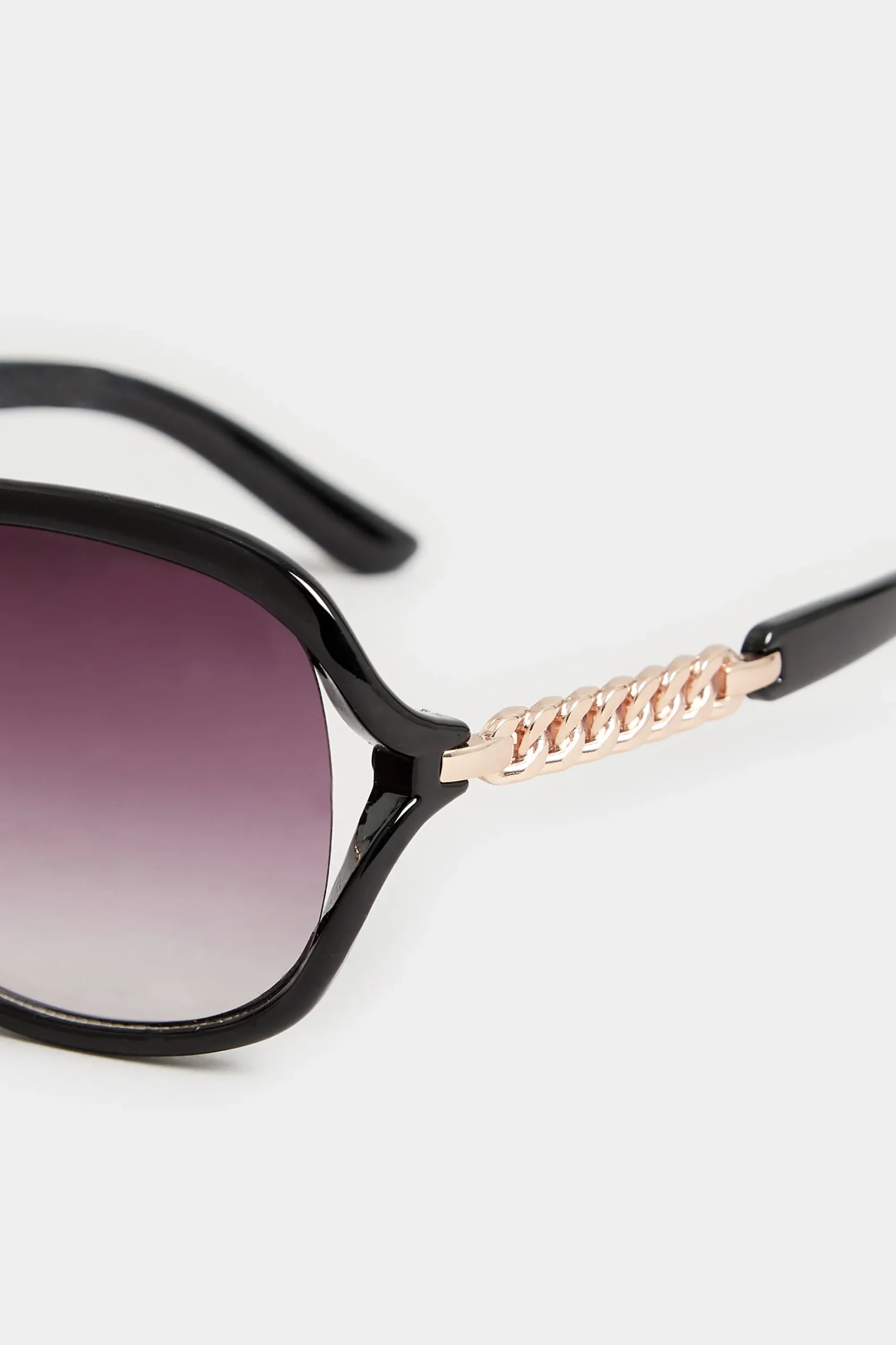 M&Co Yours Yours Black Oversized Chain Detail Sunglasses>Women Sunglasses