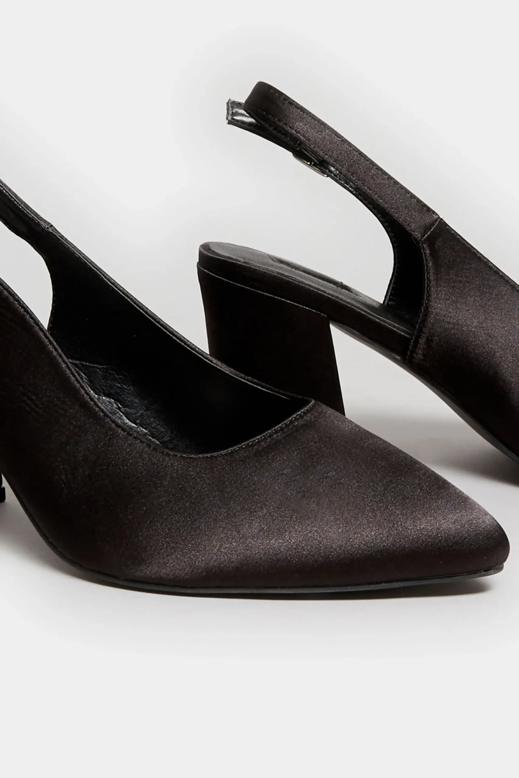 M&Co Yours Yours Limited Collection Black Pointed Block Heel Court Shoes In Wide E Fit & Extra Wide Eee Fit>Women Heels