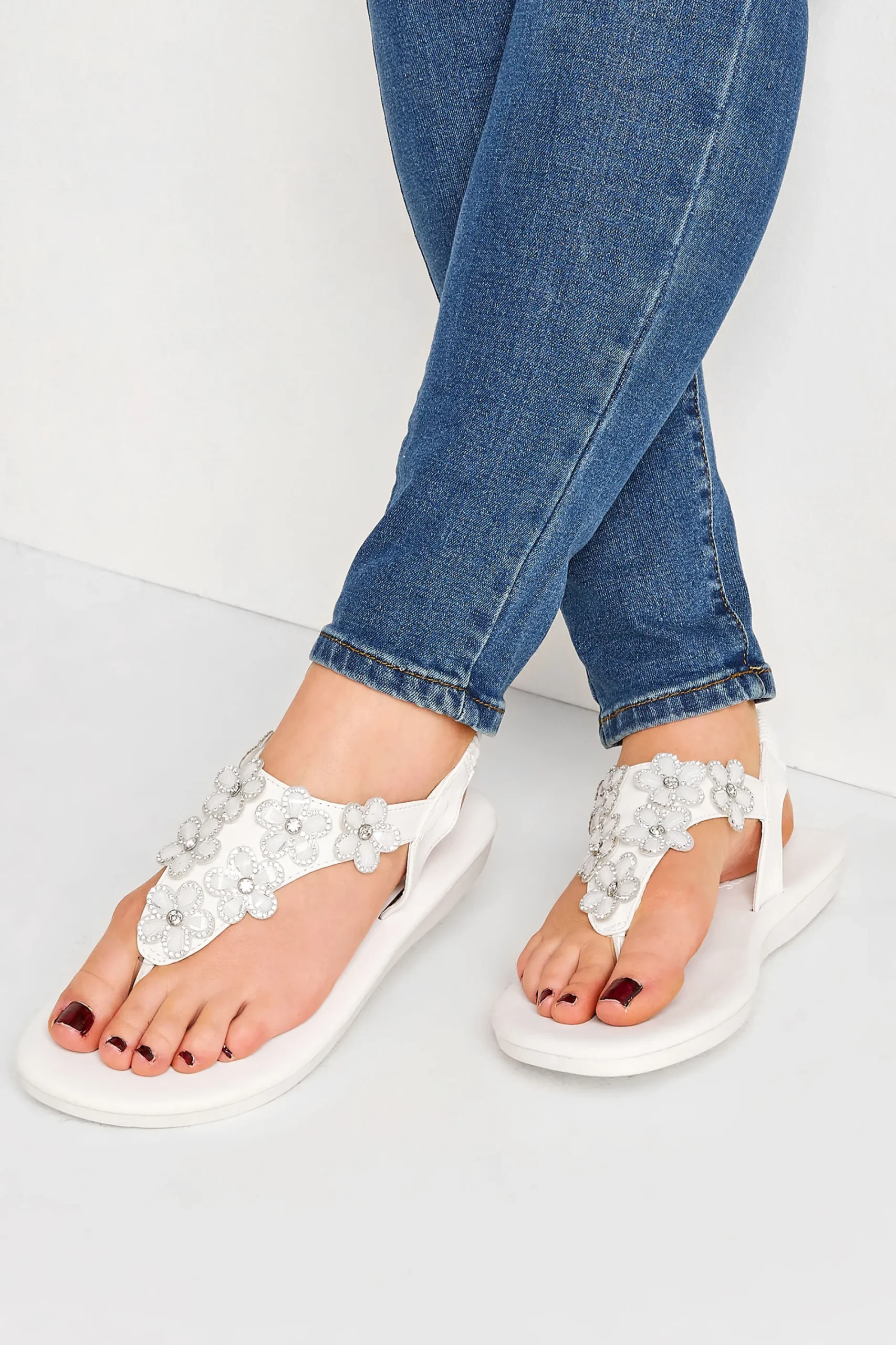 M&Co Yours Yours White Diamante Flower Sandals In Wide E Fit & Extra Wide Eee Fit>Women Flat Shoes