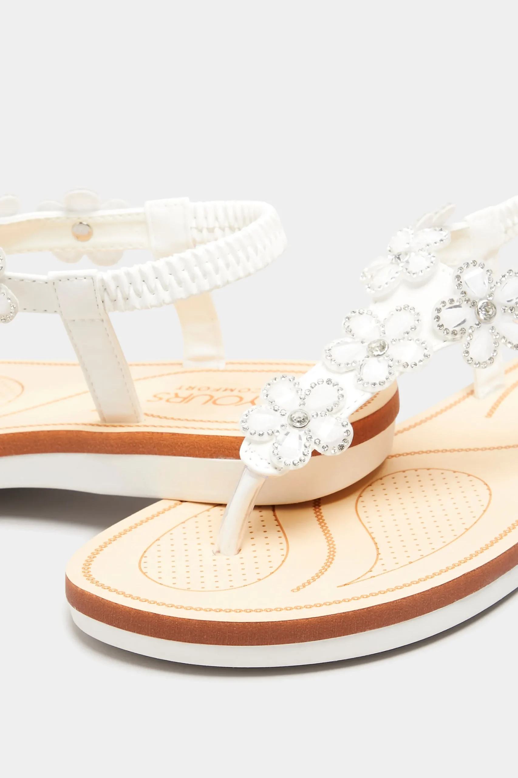 M&Co Yours Yours White Pu Diamante Flower Sandals In Wide E Fit & Extra Wide Eee Fit>Women Flat Shoes