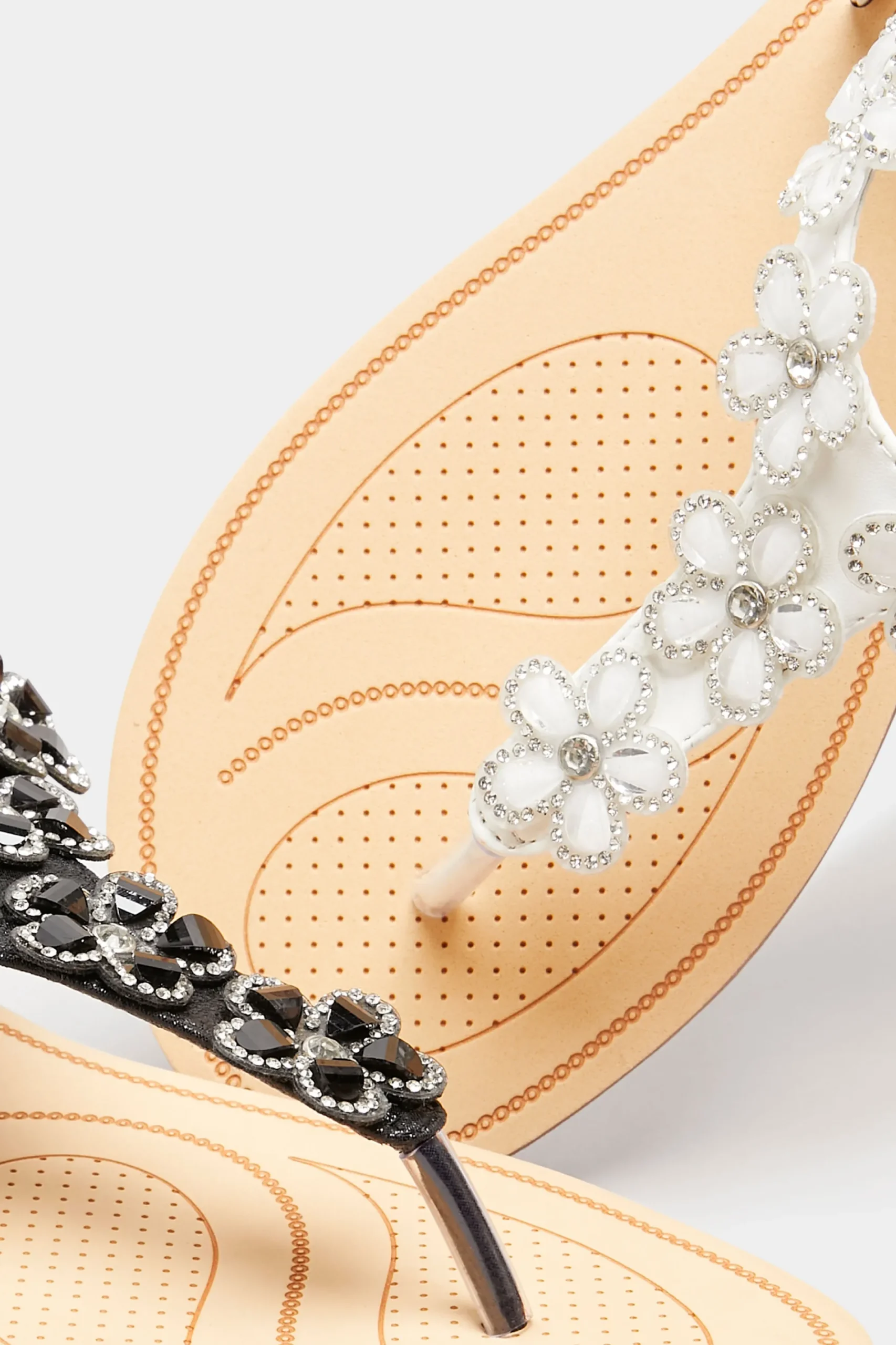 M&Co Yours Yours White Pu Diamante Flower Sandals In Wide E Fit & Extra Wide Eee Fit>Women Flat Shoes